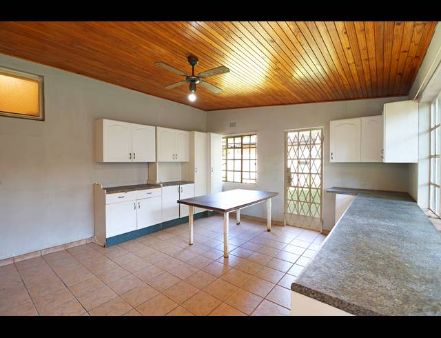 11 BEDROOM HOUSE FOR SALE IN AUCKLAND PARK